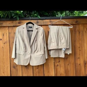 Talbots tan suit lined never worn